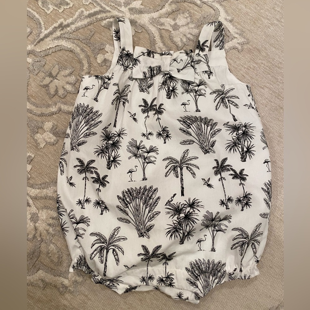 Janie and Jack 6-12 months black and white Hawaiian print jumper